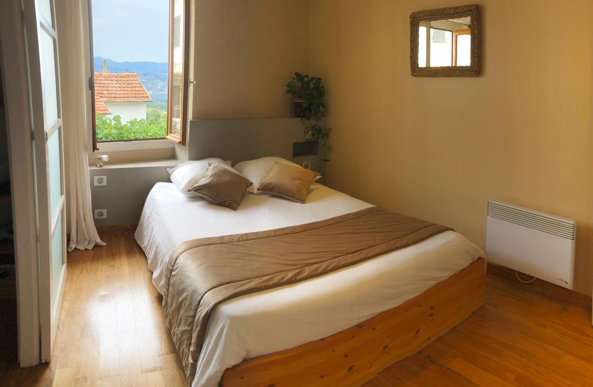 Bed and Breakfast The Frogs' House - Yoga Retreat Saint-Jeannet  Zimmer foto